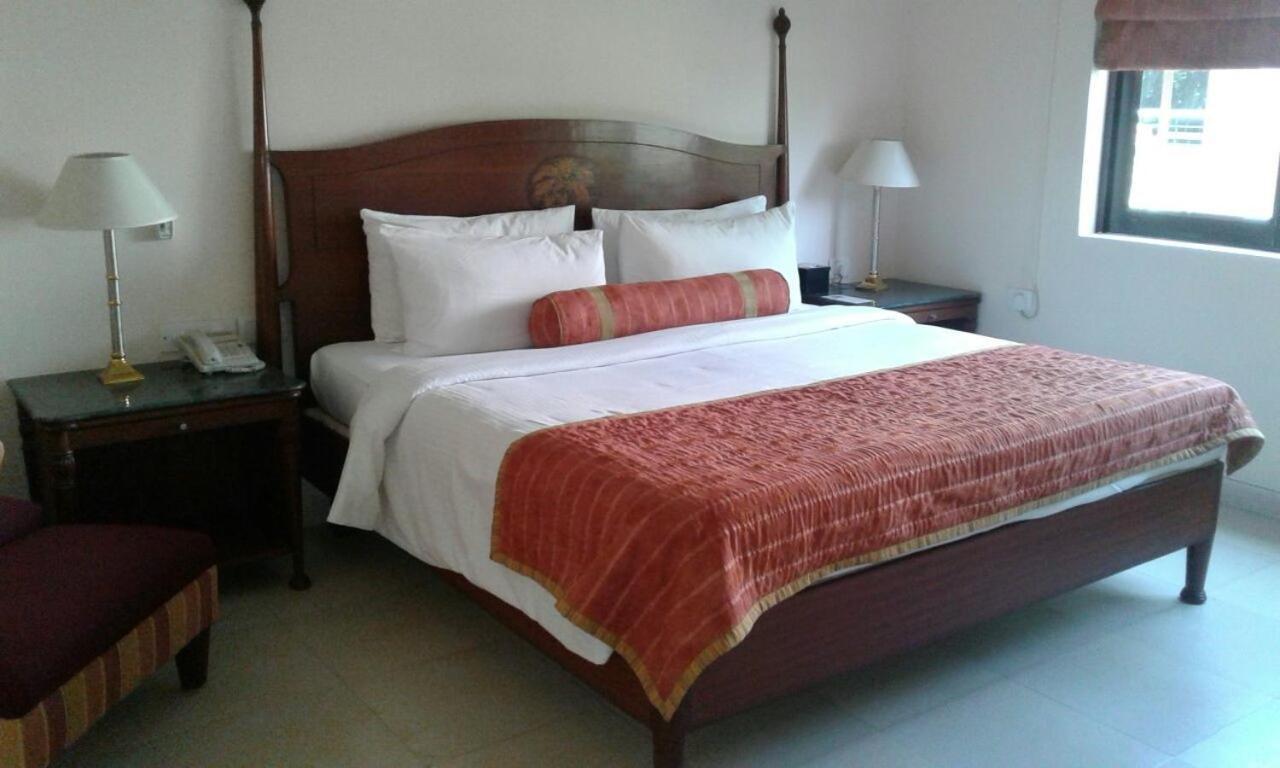 The Lalit Traveller Khajuraho Hotell Eksteriør bilde